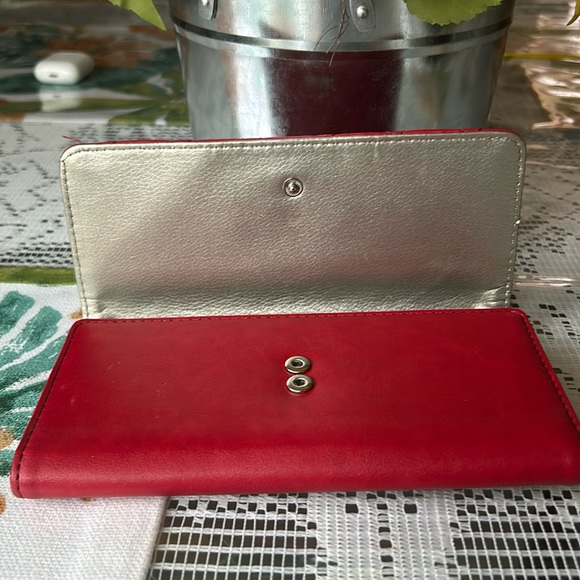 Wallet - Picture 4 of 6